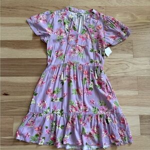Mila Mae tiered ruffle flutter sleeve floral dress lavender With Pockets Size M